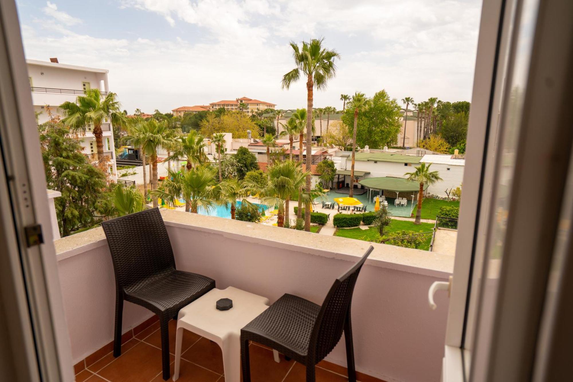 Malibu Resort Kemer Exterior photo